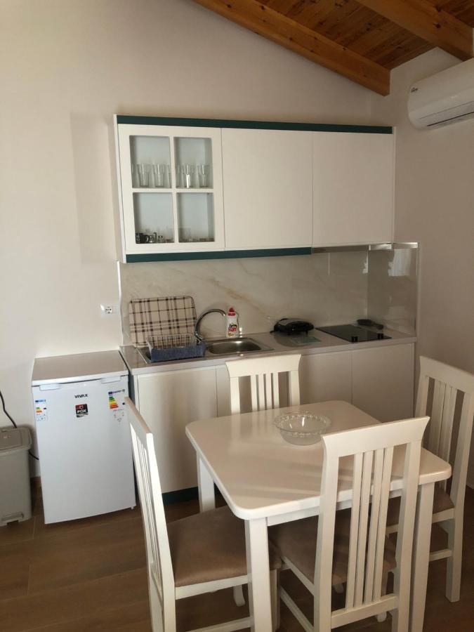 Amazing Familiar Apartments And Rooms ซารานเดอ ภายนอก รูปภาพ