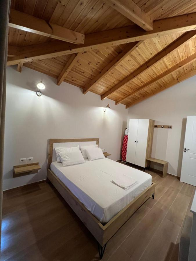Amazing Familiar Apartments And Rooms ซารานเดอ ภายนอก รูปภาพ
