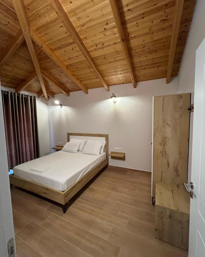 Amazing Familiar Apartments And Rooms ซารานเดอ ภายนอก รูปภาพ