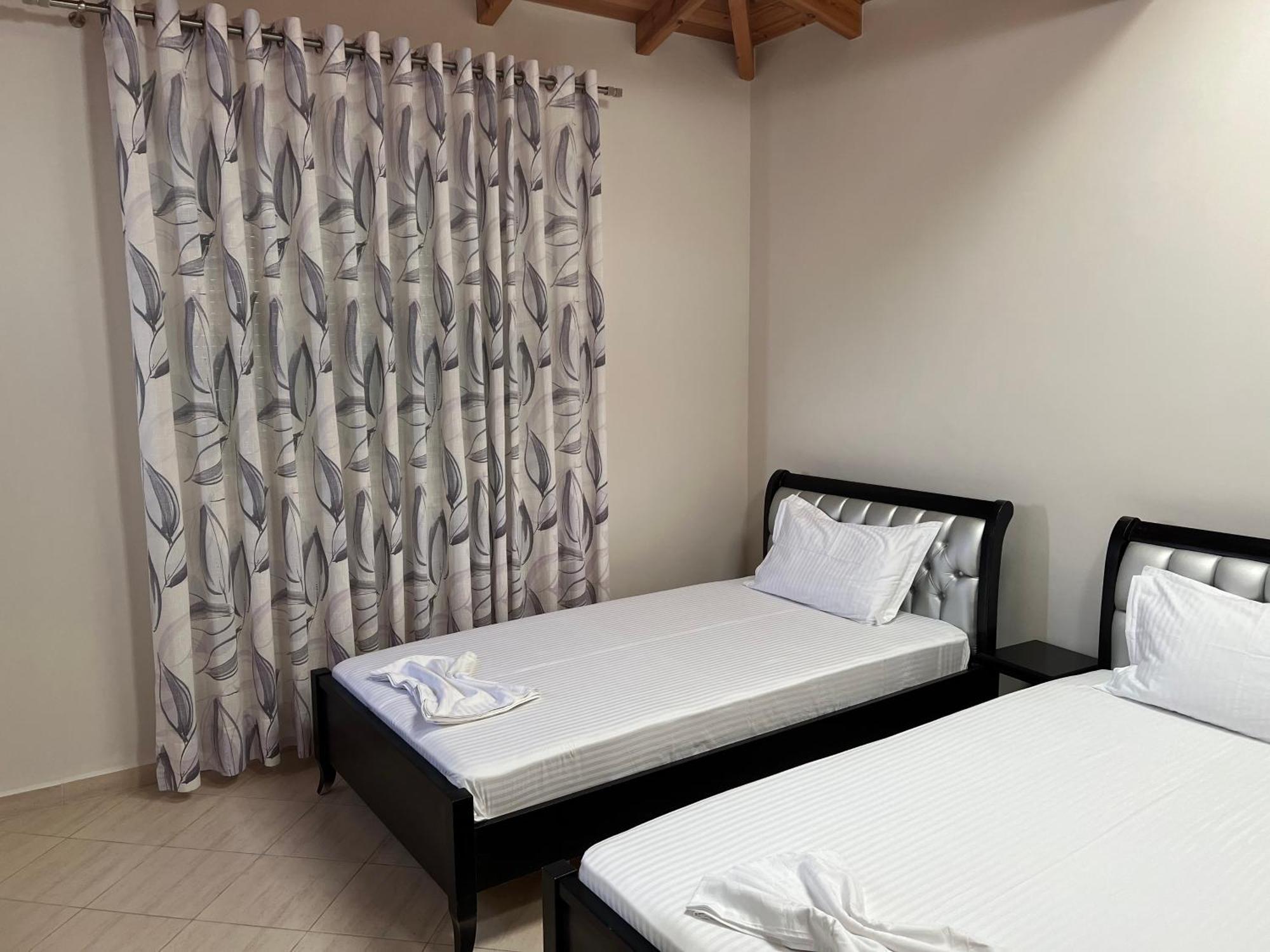 Amazing Familiar Apartments And Rooms ซารานเดอ ภายนอก รูปภาพ